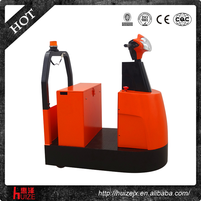 座駕式電瓶牽引車(chē) 座駕式電瓶牽引車(chē)